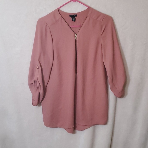 Rue21 Tops - Rue 21 Coral 3/4 Sleeve Blouse Medium